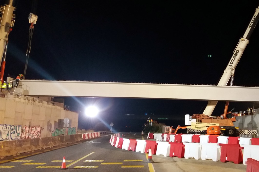 Se van a colocar las vigas horario nocturno con el fin de afectar lo menos posible a los usuarios de la carretera.